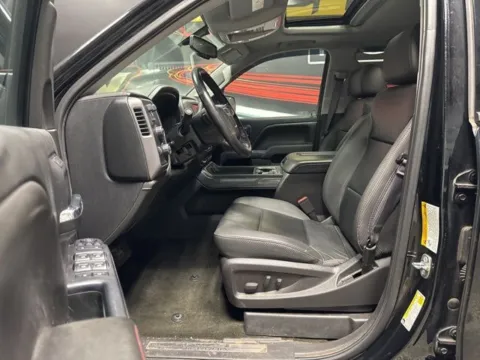 More photos of 2017 GMC Sierra 1500 SLT at Seay Motors, KY