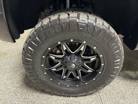 More photos of 2017 GMC Sierra 1500 SLT at Seay Motors, KY