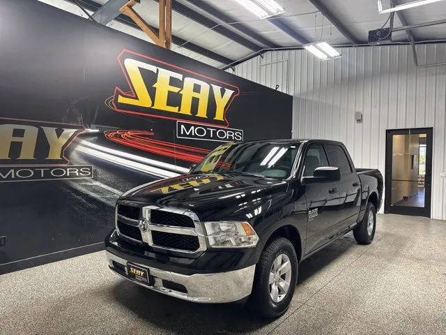 2021 RAM 1500 Classic SLT 4x4 Crew Cab 5'7's photo