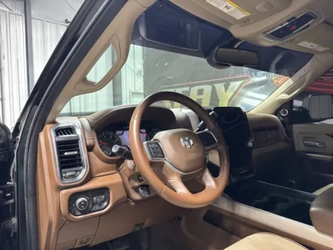 More photos of 2022 Ram 2500 Laramie at Seay Motors, KY