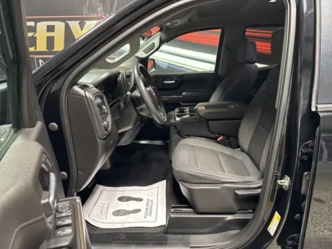 More photos of 2020 Chevrolet Silverado 1500 LT at Seay Motors, KY