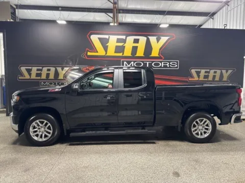Another view of 2020 Chevrolet Silverado 1500 LT for sale in Mayfield, KY at Seay Motors