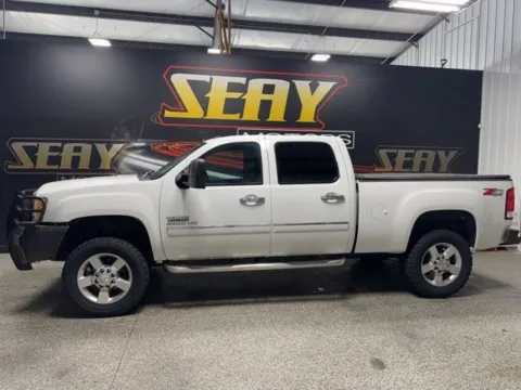Photos of 2013 GMC Sierra 2500HD SLE for sale in Mayfield, KY at Seay Motors