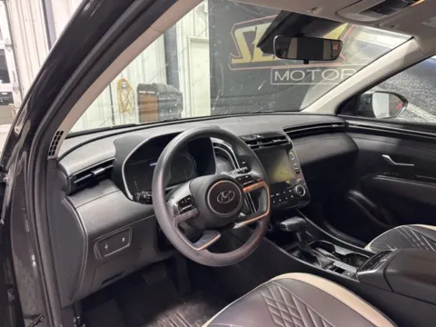 More photos of 2022 Hyundai Tucson SEL at Seay Motors, KY