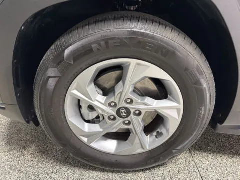 More photos of 2022 Hyundai Tucson SEL at Seay Motors, KY