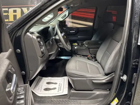 More photos of 2020 Chevrolet Silverado 1500 Custom at Seay Motors, KY