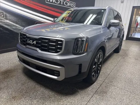 Photos of 2023 Kia Telluride SX-Prestige for sale in Mayfield, KY at Seay Motors