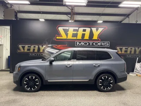 Photos of 2023 Kia Telluride SX-Prestige for sale in Mayfield, KY at Seay Motors