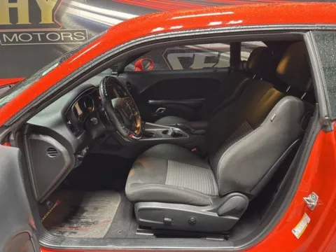 More photos of 2020 Dodge Challenger R/T at Seay Motors, KY