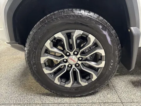 More photos of 2023 GMC Canyon Denali at Seay Motors, KY