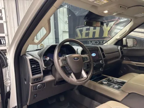 More photos of 2020 Ford Expedition Max XLT at Seay Motors, KY