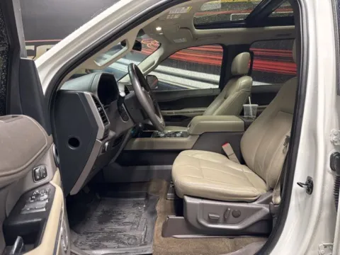 More photos of 2020 Ford Expedition Max XLT at Seay Motors, KY