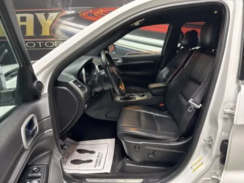 More photos of 2018 Jeep Grand Cherokee Limited at Seay Motors, KY