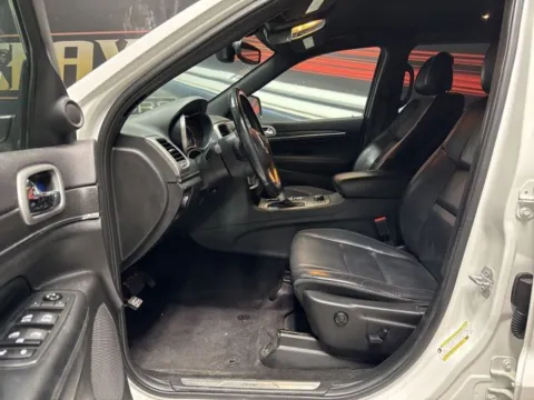 More photos of 2018 Jeep Grand Cherokee Limited at Seay Motors, KY