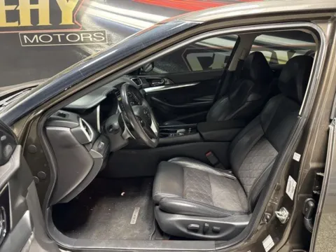 More photos of 2016 Nissan Maxima SR at Seay Motors, KY