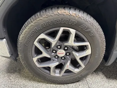 Another view of 2020 GMC Sierra 1500 SLT for sale in Mayfield, KY at Seay Motors