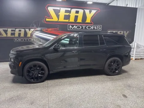 Photos of 2024 Chevrolet Traverse RS for sale in Mayfield, KY at Seay Motors