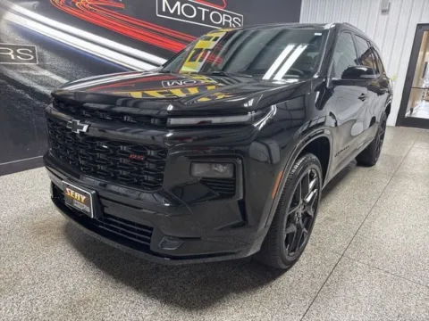 Photos of 2024 Chevrolet Traverse RS for sale in Mayfield, KY at Seay Motors