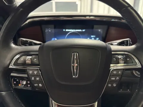 White 2023 Lincoln Navigator Reserve for sale in Mayfield, KY