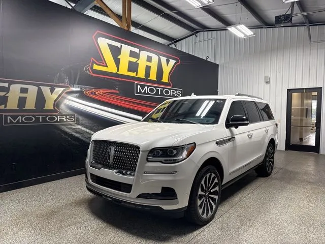 White 2023 Lincoln Navigator Reserve for sale in Mayfield, KY