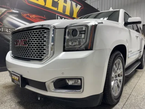 Photos of 2017 GMC Yukon XL Denali for sale in Mayfield, KY at Seay Motors