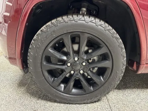 Another view of 2019 Jeep Grand Cherokee Altitude for sale in Mayfield, KY at Seay Motors