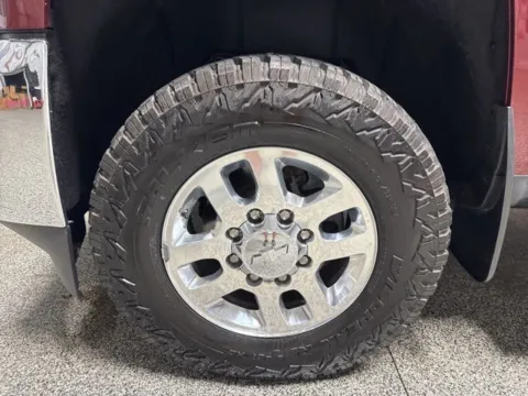 More photos of 2015 Chevrolet Silverado 2500HD LTZ at Seay Motors, KY