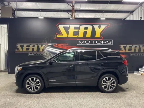 Photos of 2020 GMC Terrain SLT for sale in Mayfield, KY at Seay Motors