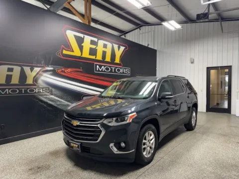 Gray 2019 Chevrolet Traverse LT for sale in Mayfield, KY