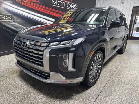 Photos of 2024 Hyundai Palisade Calligraphy for sale in Mayfield, KY at Seay Motors