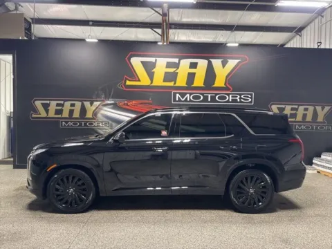 Another view of 2025 Hyundai Palisade Calligraphy Night Edition for sale in Mayfield, KY at Seay Motors