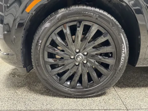 More photos of 2025 Hyundai Palisade Calligraphy Night Edition at Seay Motors, KY