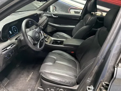 More photos of 2023 Hyundai Palisade Calligraphy at Seay Motors, KY
