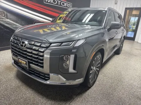 Photos of 2023 Hyundai Palisade Calligraphy for sale in Mayfield, KY at Seay Motors