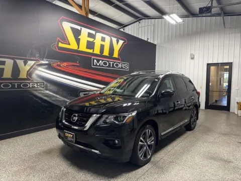 Black 2018 Nissan Pathfinder Platinum for sale in Mayfield, KY