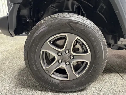 More photos of 2018 Jeep Wrangler Unlimited Sport S at Seay Motors, KY