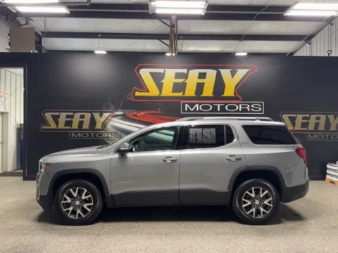 Photos of 2023 GMC Acadia SLE for sale in Mayfield, KY at Seay Motors