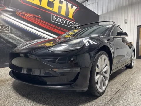 Photos of 2018 Tesla Model 3 Long Range for sale in Mayfield, KY at Seay Motors