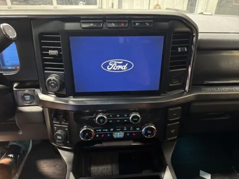 More photos of 2024 Ford F-250SD Lariat at Seay Motors, KY