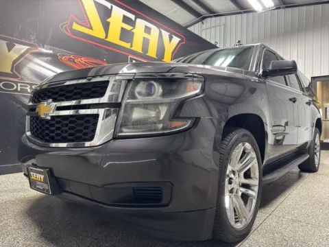 Photos of 2017 Chevrolet Suburban LT for sale in Mayfield, KY at Seay Motors