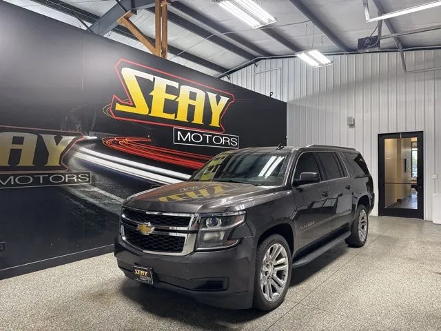 Gray 2017 Chevrolet Suburban LT for sale in Mayfield, KY