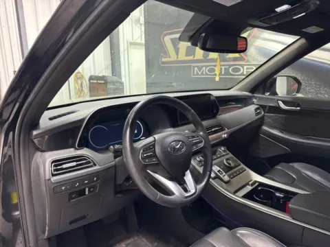 More photos of 2022 Hyundai Palisade Calligraphy at Seay Motors, KY