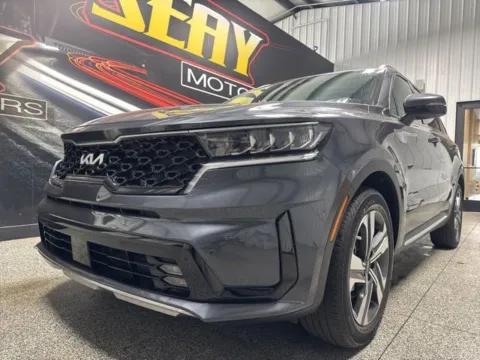 Photos of 2023 Kia Sorento Hybrid EX for sale in Mayfield, KY at Seay Motors