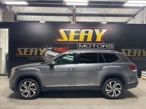 Photos of 2021 Volkswagen Atlas SEL Premium for sale in Mayfield, KY at Seay Motors