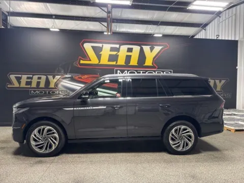 Another view of 2025 Lincoln Navigator Reserve for sale in Mayfield, KY at Seay Motors