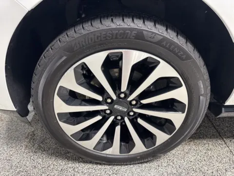 More photos of 2023 Lincoln Navigator Reserve at Seay Motors, KY