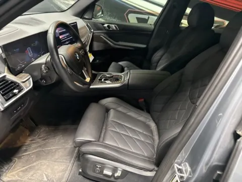 More photos of 2024 BMW X5 xDrive40i at Seay Motors, KY