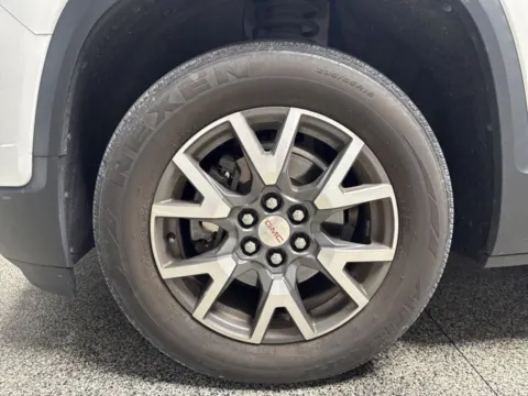 Another view of 2020 GMC Acadia SLE for sale in Mayfield, KY at Seay Motors