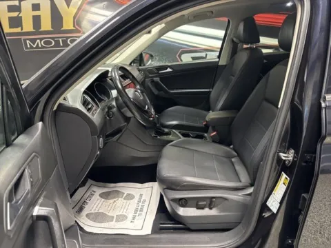 More photos of 2019 Volkswagen Tiguan 2.0T SE at Seay Motors, KY