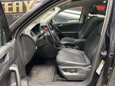 More photos of 2019 Volkswagen Tiguan 2.0T SE at Seay Motors, KY